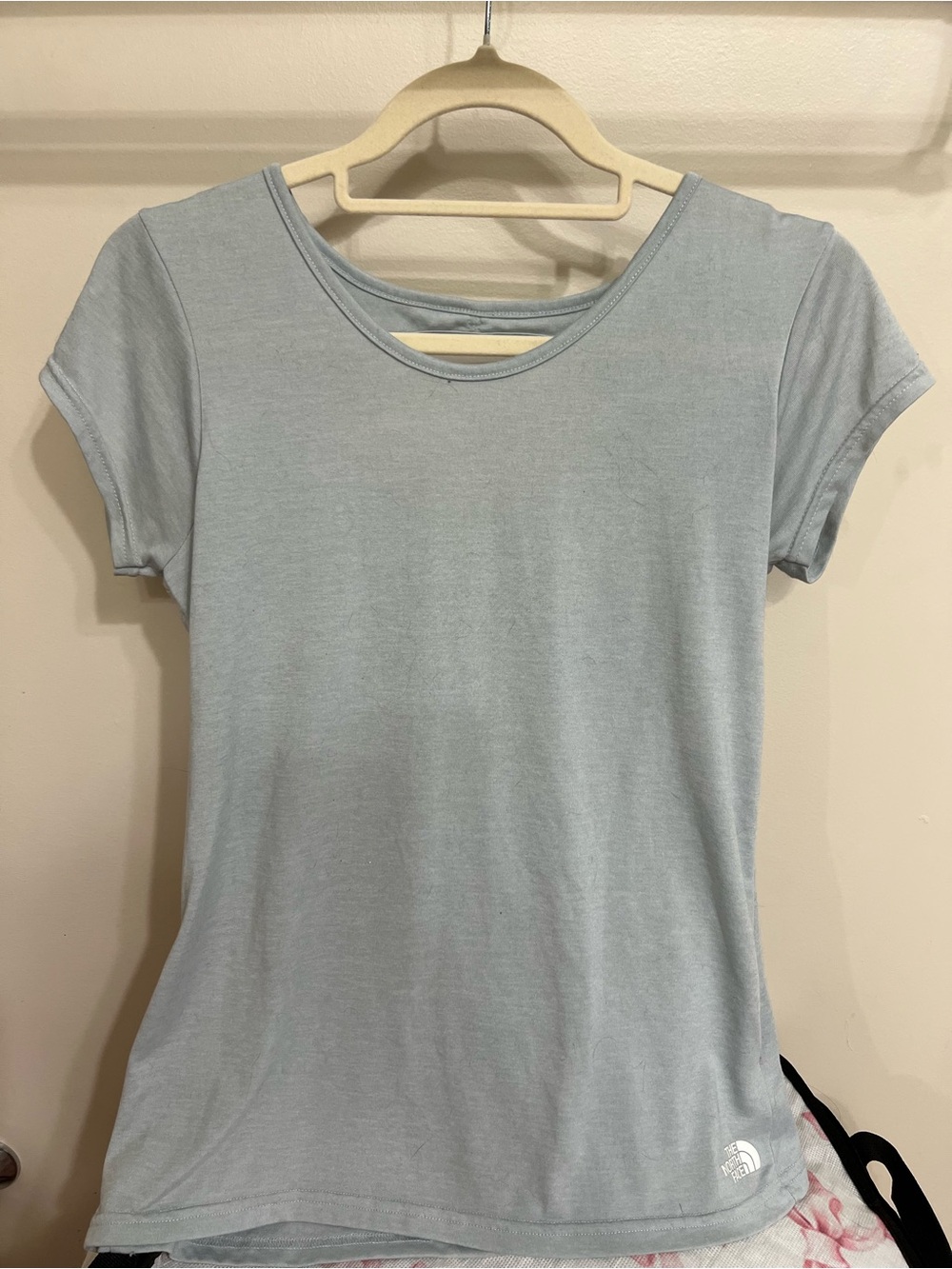 The North Face Women's Light Gray Short Sleeve Tee with Key Hole Back